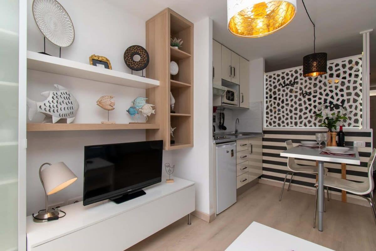 Borinquen 1 - With Amazing Sea And Pool Views Apartament Playa Feñabe