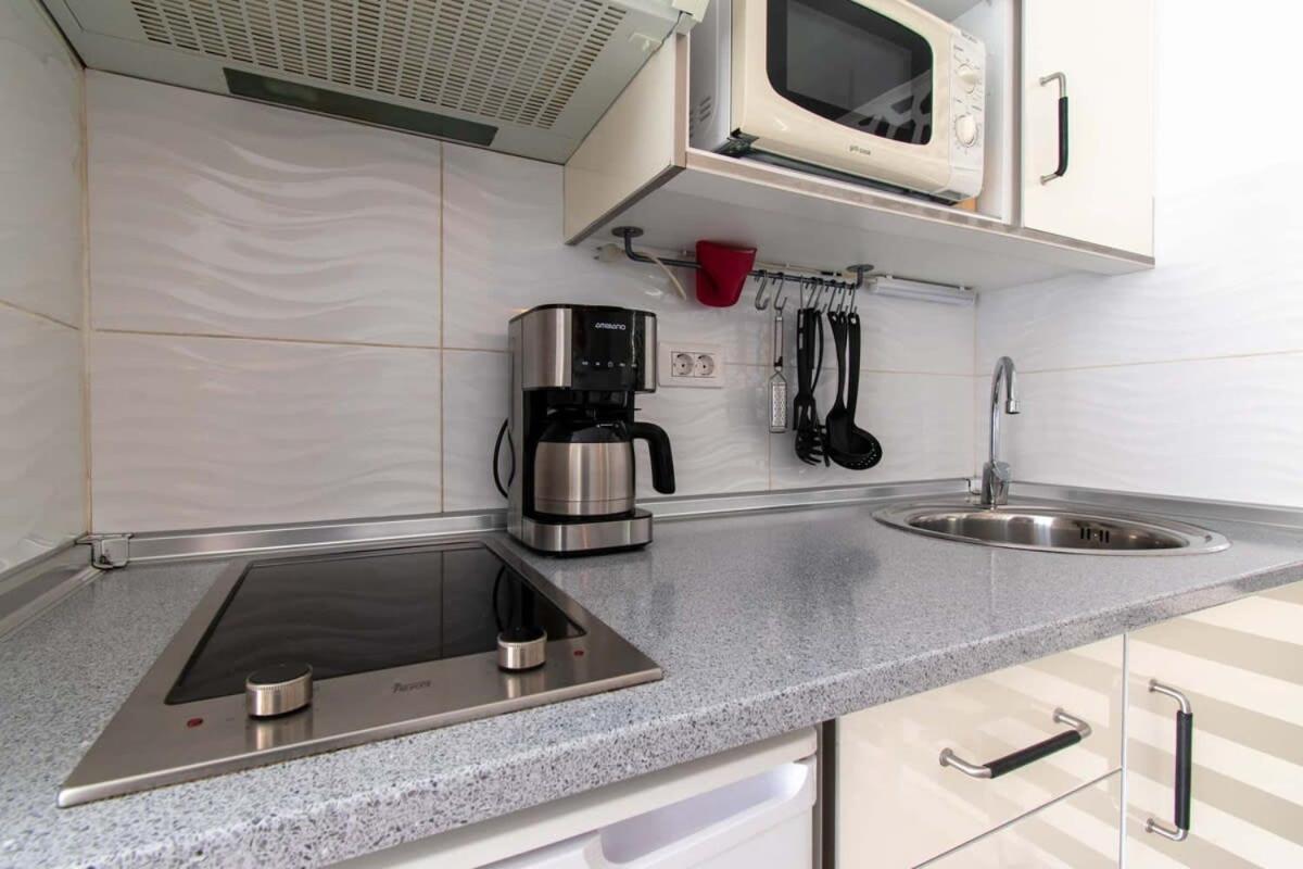 Borinquen 1 - With Amazing Sea And Pool Views Appartement Playa Feñabe